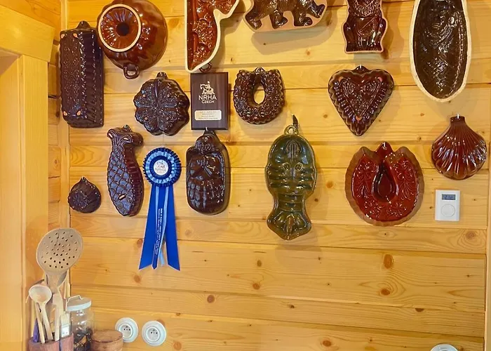 Деревянный коттедж U Golisov