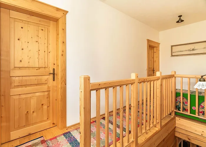 U Golisov Деревянный коттедж *