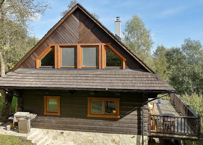 Деревянный коттедж U Golisov *